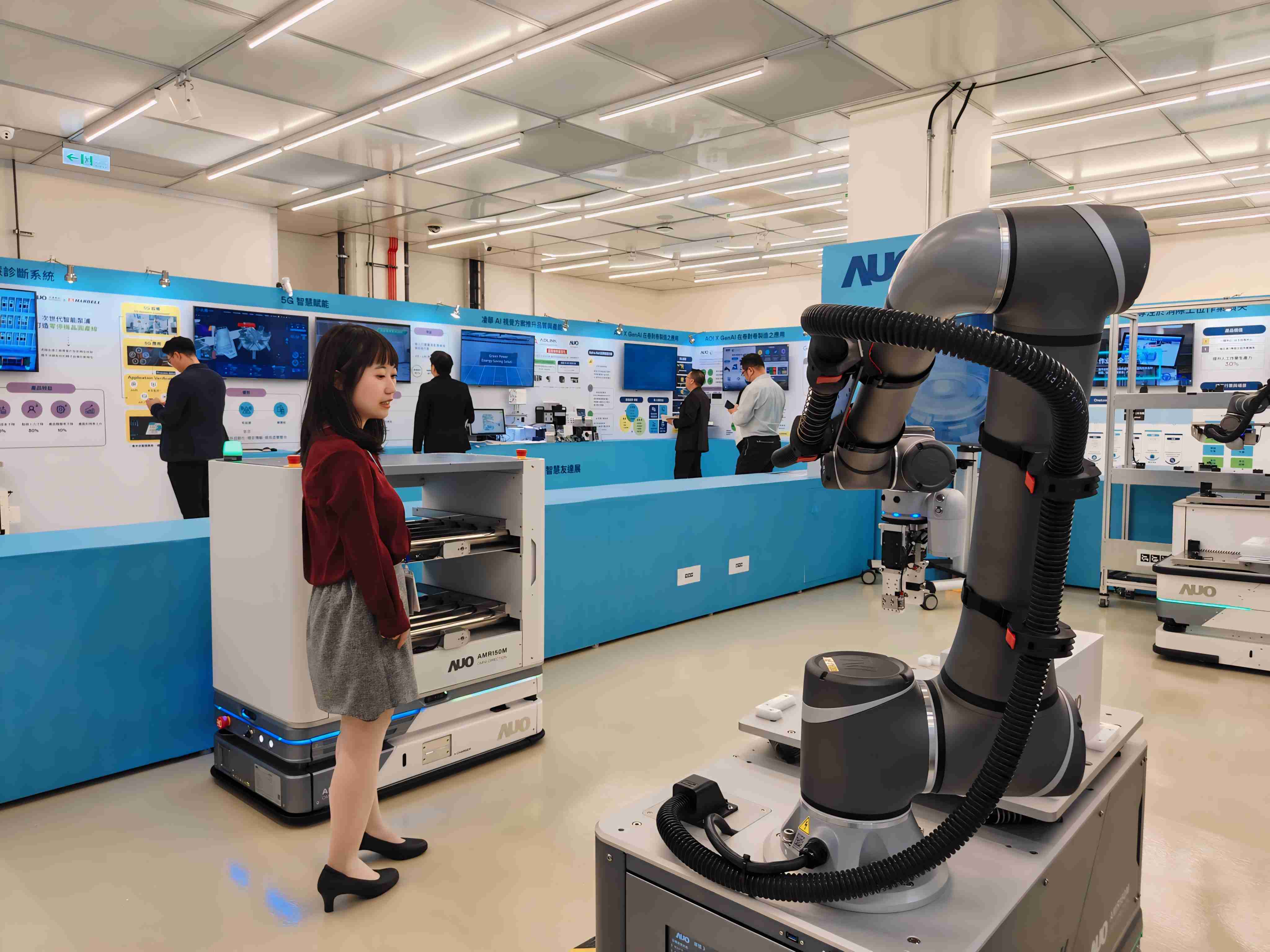 2024智能尊龙集团展邀集生态圈伙伴共同参展，，从数字应用、、净零减碳到能源发展，，，，创造全方位永续商机，，携手生态圈伙伴迈向永续未来